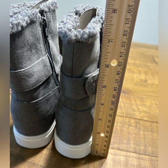 Nine West Women's Wedge Ankle Boot - Picture 11 of 14